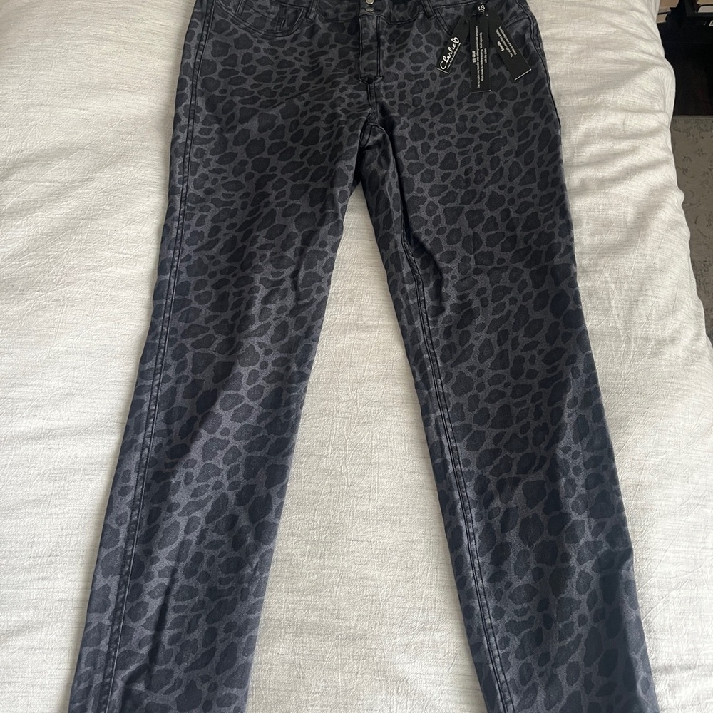CHARLIE B REVERSIBLE Black and Gray Leopard Print Pants